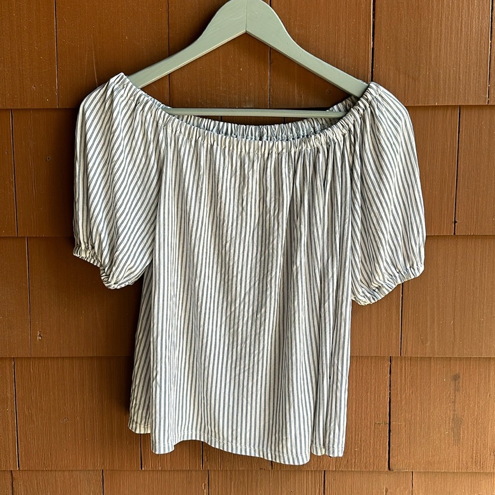 LOFT Off-Shoulder White/Black Striped Top- Size SP